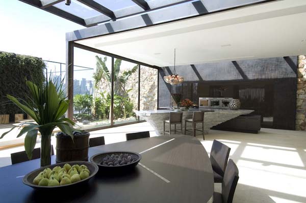 home-without-walls-or-ceilings-by-Fernanda-Marques-5
