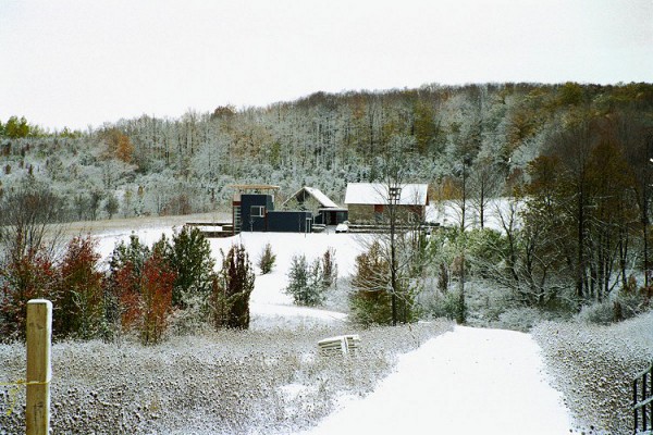 Green-Blais-Residence-by-Architects-Alliance-10