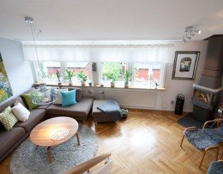 Wood-Touch Grandeur in Gothenburg Home