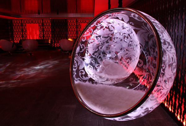 Cool Bubble Chairs by Rousseau  4