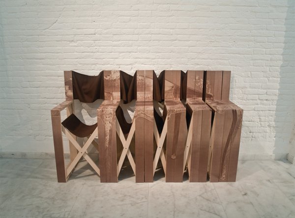 Exceptional-Folding-Chair-Transforms-Into-a-Side-Table-3