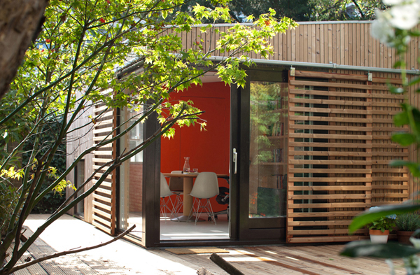 Office and Guest House in a Modern Garden Pavilion 2