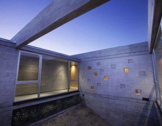 Sobrino House Combines Shelter, Contemplation and Work