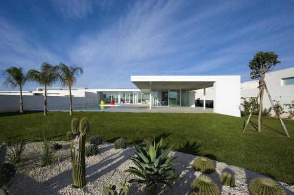 Villa-GM-by-Architrend-Architecture-1