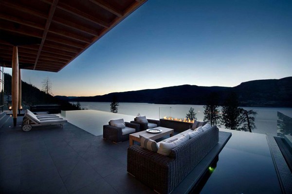 Custom Private Home in British Columbia by David Tyrell Architecture 9