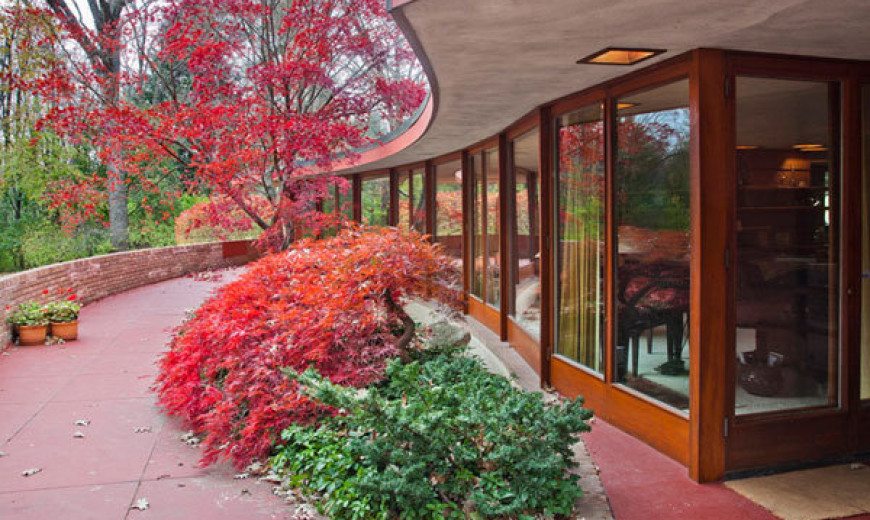 Frank Lloyd Wright’s Exquisite Kenneth Laurent House Can Make You Yearn for It