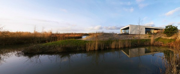 House S by Grosfeld van der Velde Architecten 4