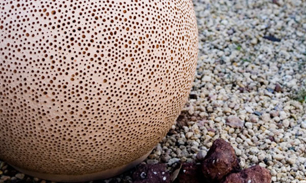 Modern-and-Organic-Sponge-Outdoor-Lamp-5