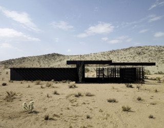 Interesting vacation retreat in the Californian desert: Rosa Muerta