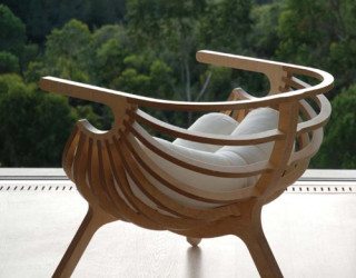 Elegant Plywood Chair from Branca