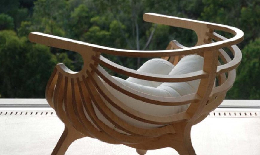Elegant Plywood Chair from Branca