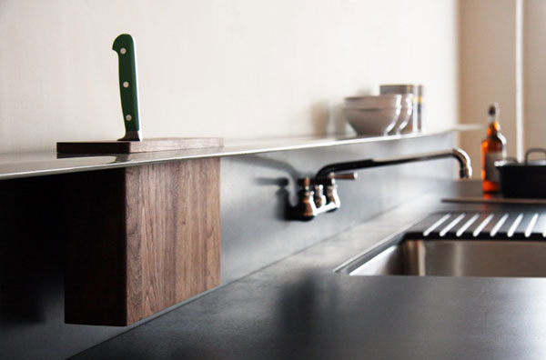 Backsplash Shelf With Integrated Knife Block from Viola Park 1