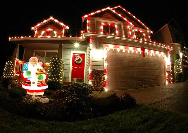 Christmas Lights: The Ultimate Way To Decorate Your Home