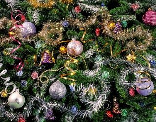 Christmas Tree Ornaments Adding Charm to Your Home