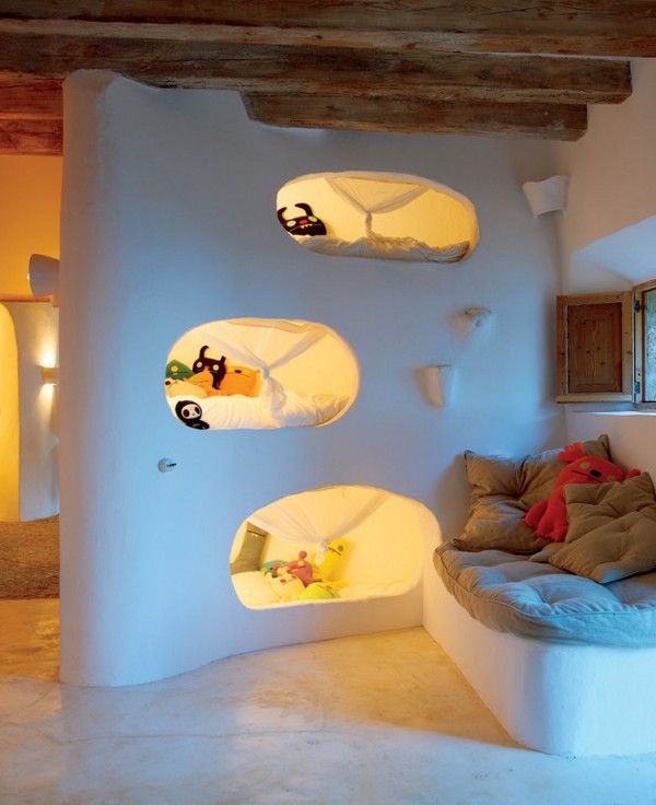 Costal-Cave-House-4