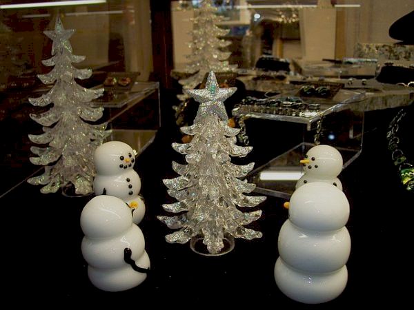 Hand-blown-unique-Christmas-ornaments-3