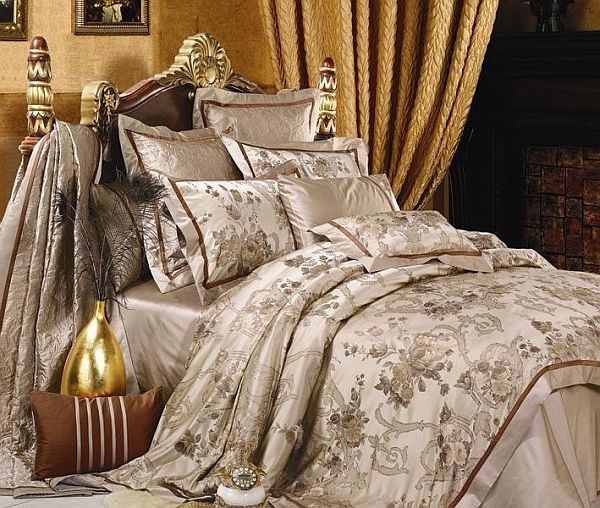 Luxury Christmas Bedding