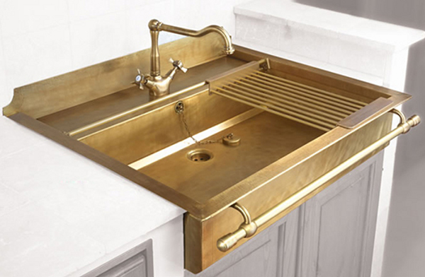 Old-styled brass sinks 2