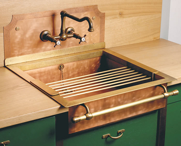 Old-styled brass sinks 3