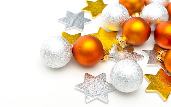 Yellow-Christmas-Decorations-5