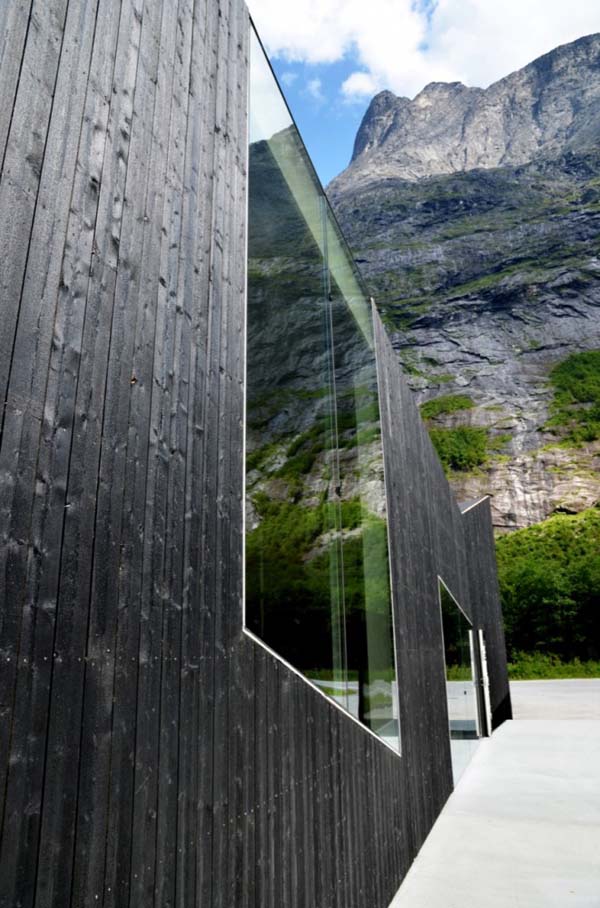 trollwall-restaurant-reiulf-ramstad-architects (5)