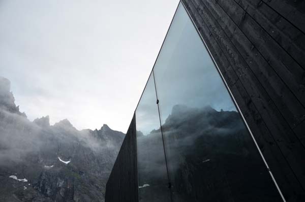 trollwall-restaurant-reiulf-ramstad-architects-7