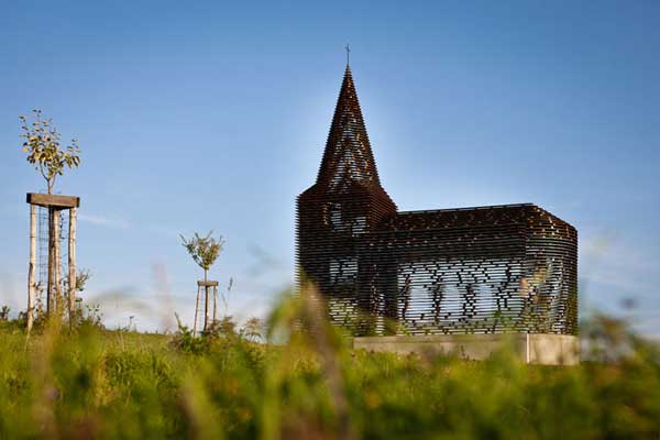 Church-by-Gijs-Van-Vaerenbergh-5