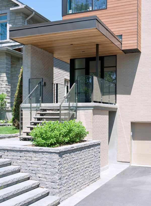 Contemporary-Fraser-Residence-in-Westboro-Village-11