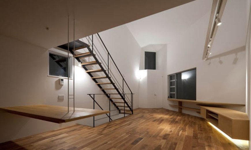 OH House by Atelier Tekuto Boasts Voluminous Interiors