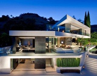 Minimalist Openhouse Design in Hollywood Hills, California