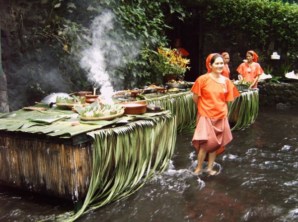 Villa Escudero 3