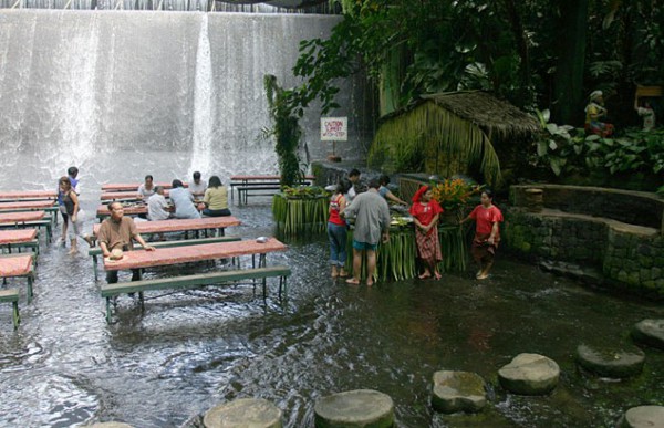 Villa Escudero 6