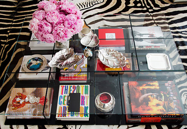 WAYS TO MAKE THE PERFECT COFFEE TABLE VIGNETTE 4