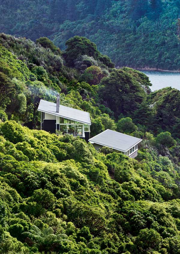 Apple-Bay-House-by-Parsonson-Architects-(4)