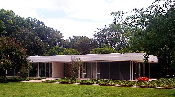 Eero-Saarinen-Miller-Residence-3