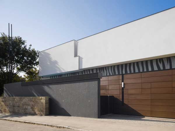 House-Heidehof-by-Alexander-Brenner-Architects-(5)