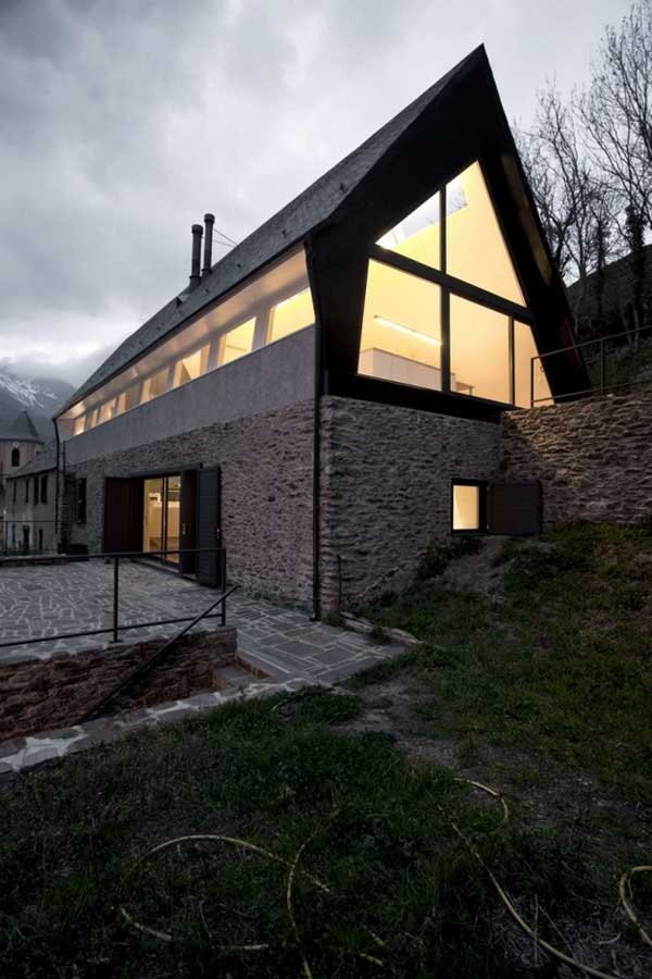 House-in-The-Pyrenees-4