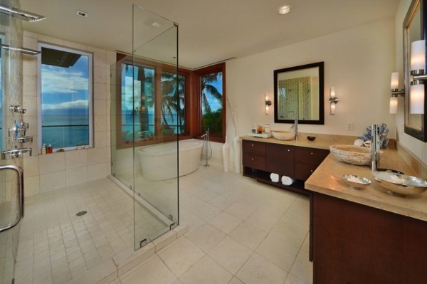 Jewel of Kahana Beach House 12