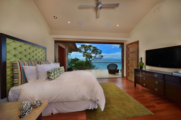 Jewel of Kahana Beach House 19