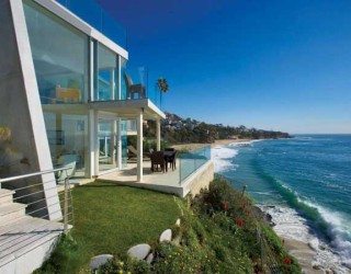 Laguna Beach Residence Sports Semi-Transparent Glass Walls
