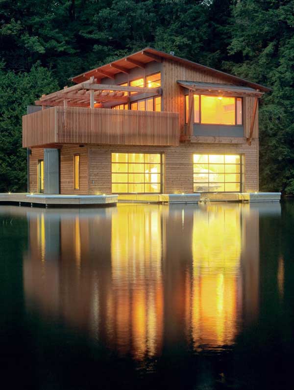 Muskoka Contemporary Boathouse 1