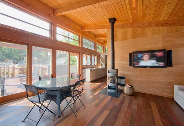 Muskoka Contemporary Boathouse 8