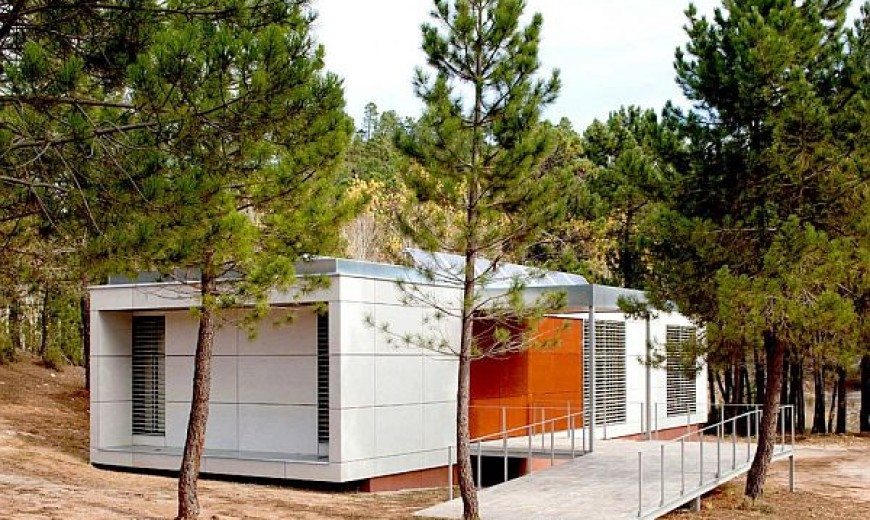 Spain’s Nature and Urban Ecology Center: Eco-friendliness at Play by Manuel Fonseca Gallego