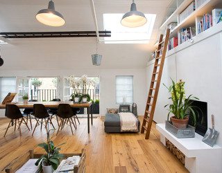 Old Garage Turned Into Fabulous Home (Knott Architects, UK)
