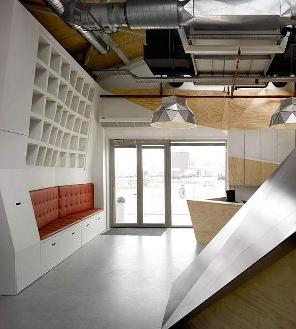 Red-Bull-Amsterdam-Offices-11