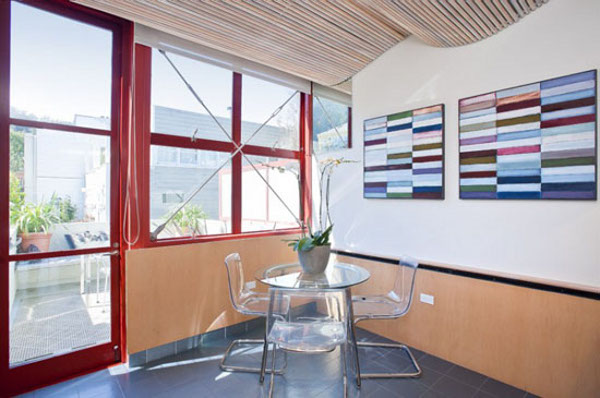 Ten-Feet Wide Contemporary Home 9