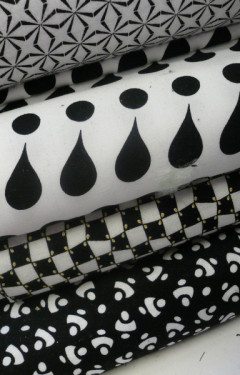 black white patterned rugs