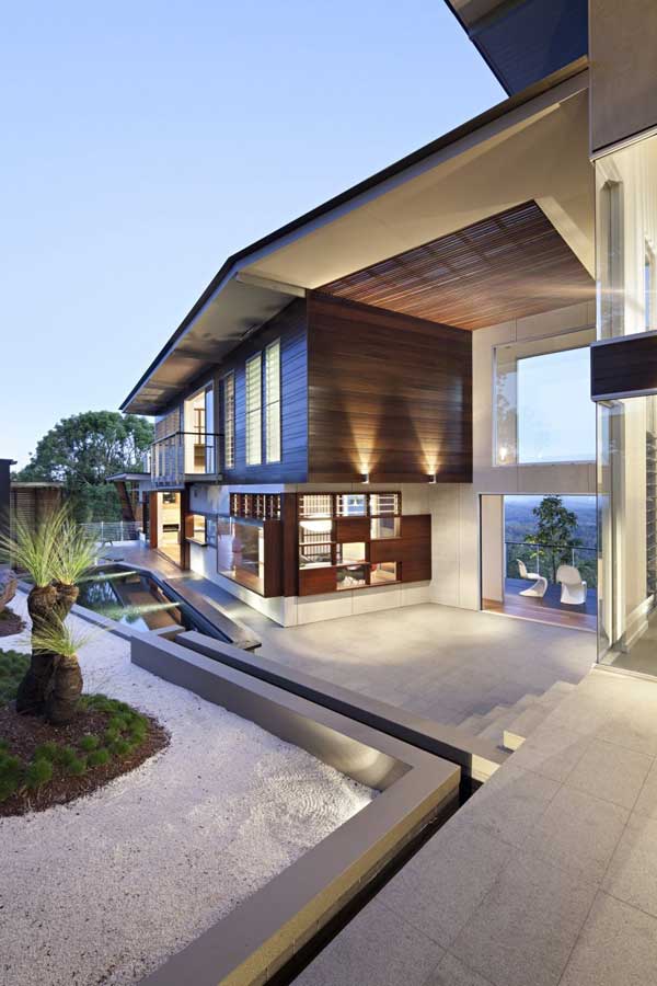 Complex Maleny House 14