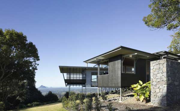 Complex Maleny House 4