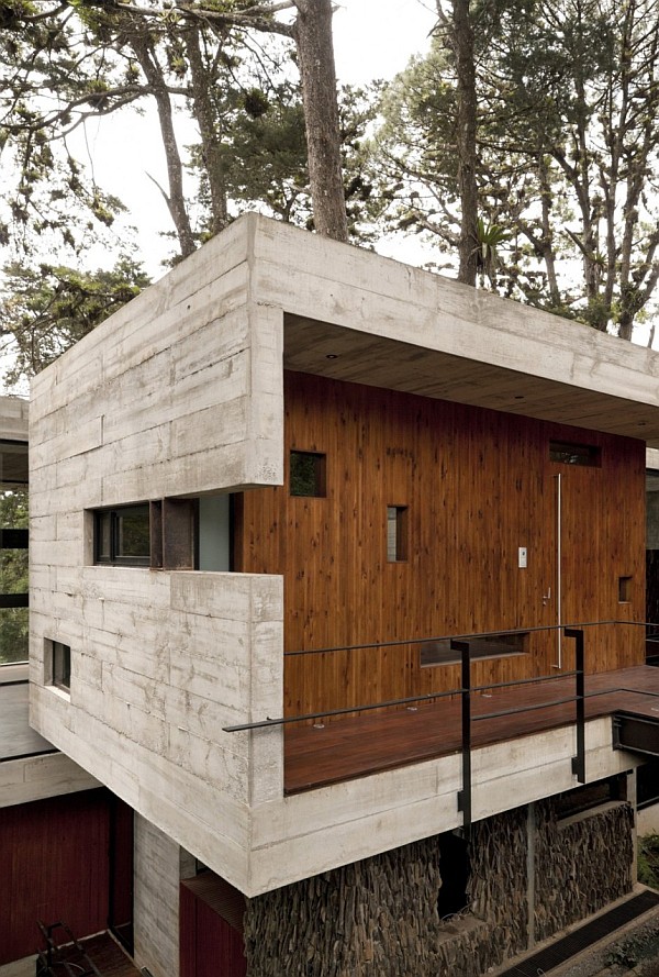 Corallo House by Paz Arquitectura - concrete exterior